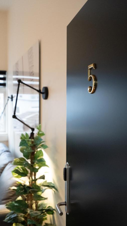 Broncks Apartment 5 - Modern 2-Bedroom In The Heart Of Torshavn Exterior photo